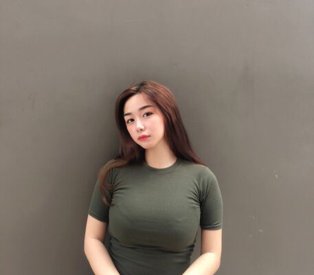 MMlive - Trần Minh Thiên Di sexy vòng một căng tràn , quái vật 3 đầu 8 Trần Minh Thiên Di