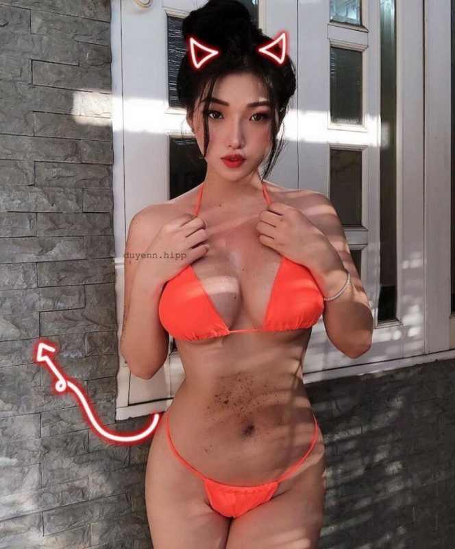 Duyên Híp – Hot Girl Gây Sốt Trên MMlive Với Vẻ Đẹp Cá Tính Và Cuốn Hút 5 Trang phục bikini đầy sắc màu