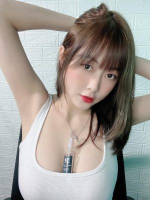 MMlive: Trà My – Nàng thơ xứ Huế sở hữu nhan sắc ngọt ngào và vóc dáng cuốn hút 11 Vẻ đẹp hình thể hài hòa và nổi bật