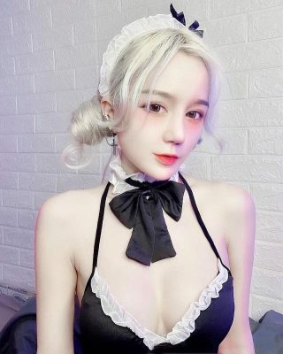 Thiên Thy – Vẻ Đẹp Như Tranh Và Phong Cách Bikini Tinh Tế Trên MMlive 2 Vẻ đẹp xinh như tranh vẽ