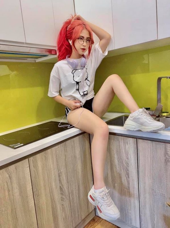 Nguyễn Thị Lan Hương – Hot Girl Hà Thành Tài Năng Và Cuốn Hút Trên MMlive 3 Cô nàng sở hữu thân hình nóng bỏng