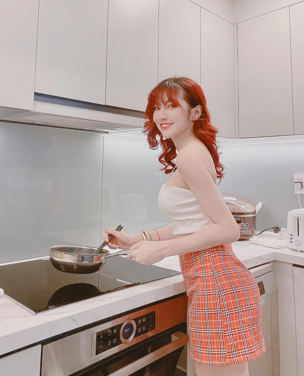 Streamer Như Hexi – Hành Trình Trở Thành Biểu Tượng Đa Năng Trong Giới Trực Tuyến 8 Vừa xinh đẹp lại nhiều tài năng chắc hẳn đây là hình mẫu lý tưởng của nhiều anh em