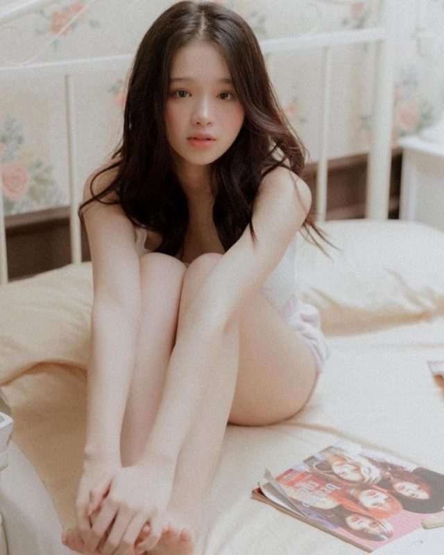 MMlive: Linh Ka – Nữ Gen Z Với Vẻ Đẹp Ngọt Ngào Và Phong Cách Cuốn Hút 4 Cô nàng với hàng loạt drama