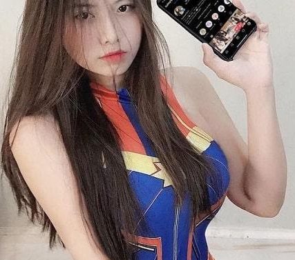 MMlive chia sẻ bộ ảnh nàng thơ Trương Khả Di khoe thần thái cuốn hút 6 Tự tin với vóc dáng gợi cảm