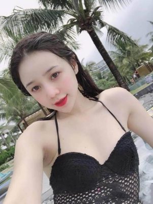 MMlive - Quỳnh Kool bikini nóng bỏng và hành trình sự nghiệp nổi bật 8 MMlive - Cô chia tay bạn trai do tính chất công việc
