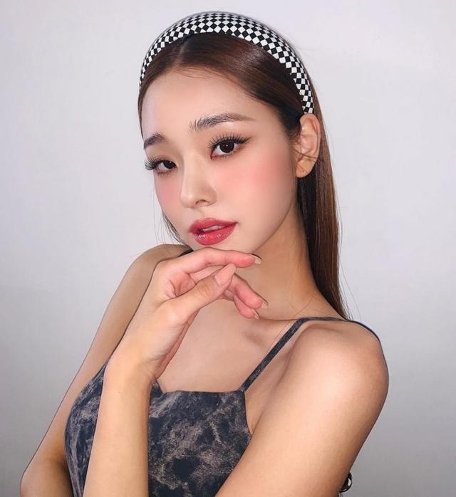 MMlive - Song Ji Ah khoe sắc trong loạt ảnh bikini quyến rũ 3 MMlive - Song Ji Ah lại được người hâm mộ quang tâm