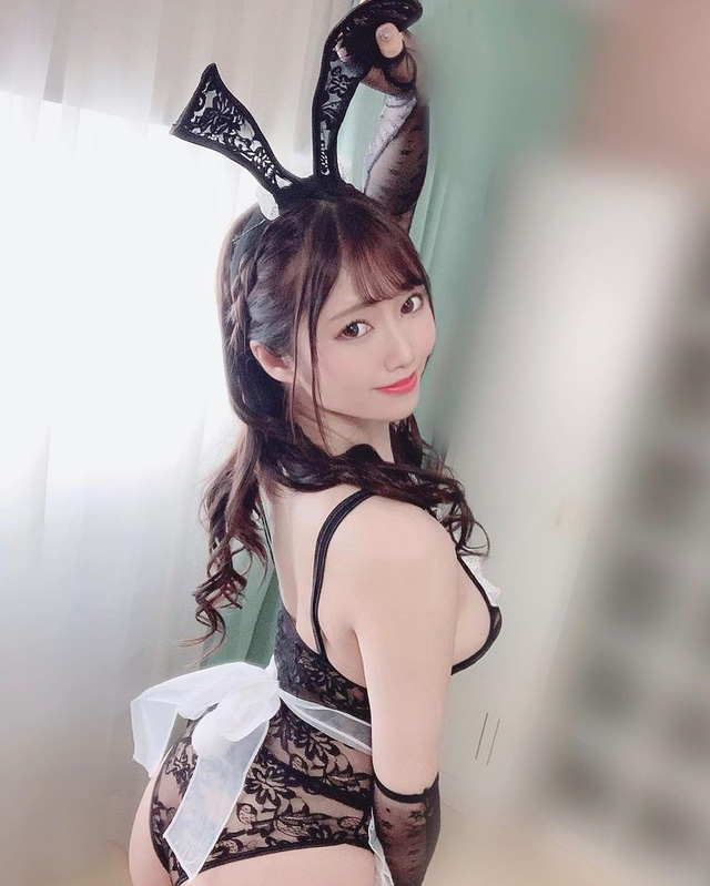 MMlive tổng họp bộ ảnh sexy của người đẹp Saito