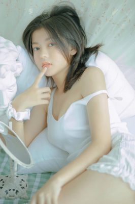 MMlive - Trang Lucy quyến rũ với vòng 1 sexy 6 MMlive cô tạo tư thế gợi cảm