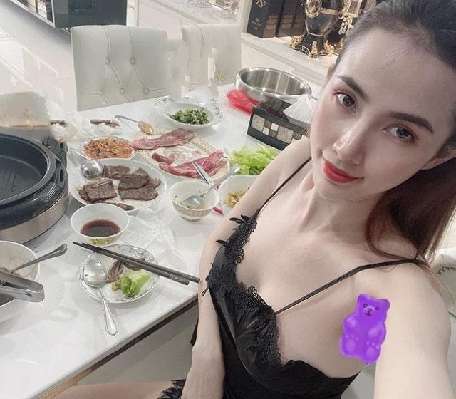 MMlive - Phan Thị Mơ: Hoa hậu Tiền Giang và hành trình bền bỉ với nghệ thuật 8 MMlive chia sẻ hình ảnh giản dị của hoa hậu
