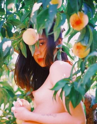 MMlive Qinwei Yingjie người đẹp mới nổi “nóng bỏng” sexy 3 MMlive vóc dáng bốc lửa cùng khuôn mặt ngây thơ của cô nàng