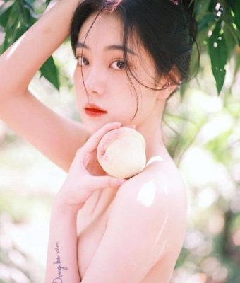 MMlive Qinwei Yingjie người đẹp mới nổi “nóng bỏng” sexy 4 MMlive vì sao cô nàng được biết đến vậy?