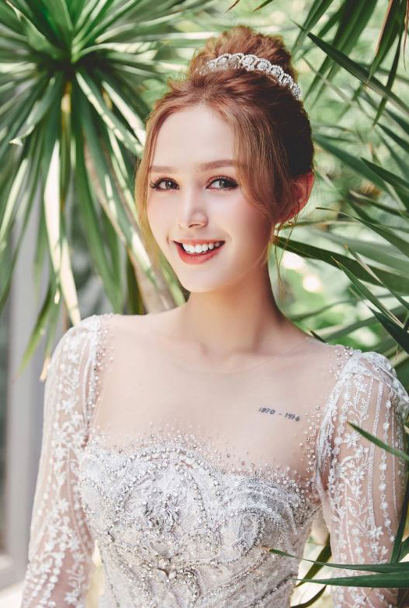 Hot girl Xoài non lộ ảnh diện bikini nóng bỏng, khoe trọn vẻ đẹp con lai 2 Hot girl Xoài Non