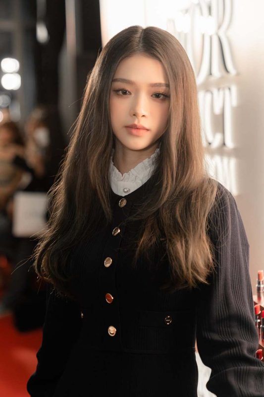 Sự nghiệp sóng gió của Linh Ka