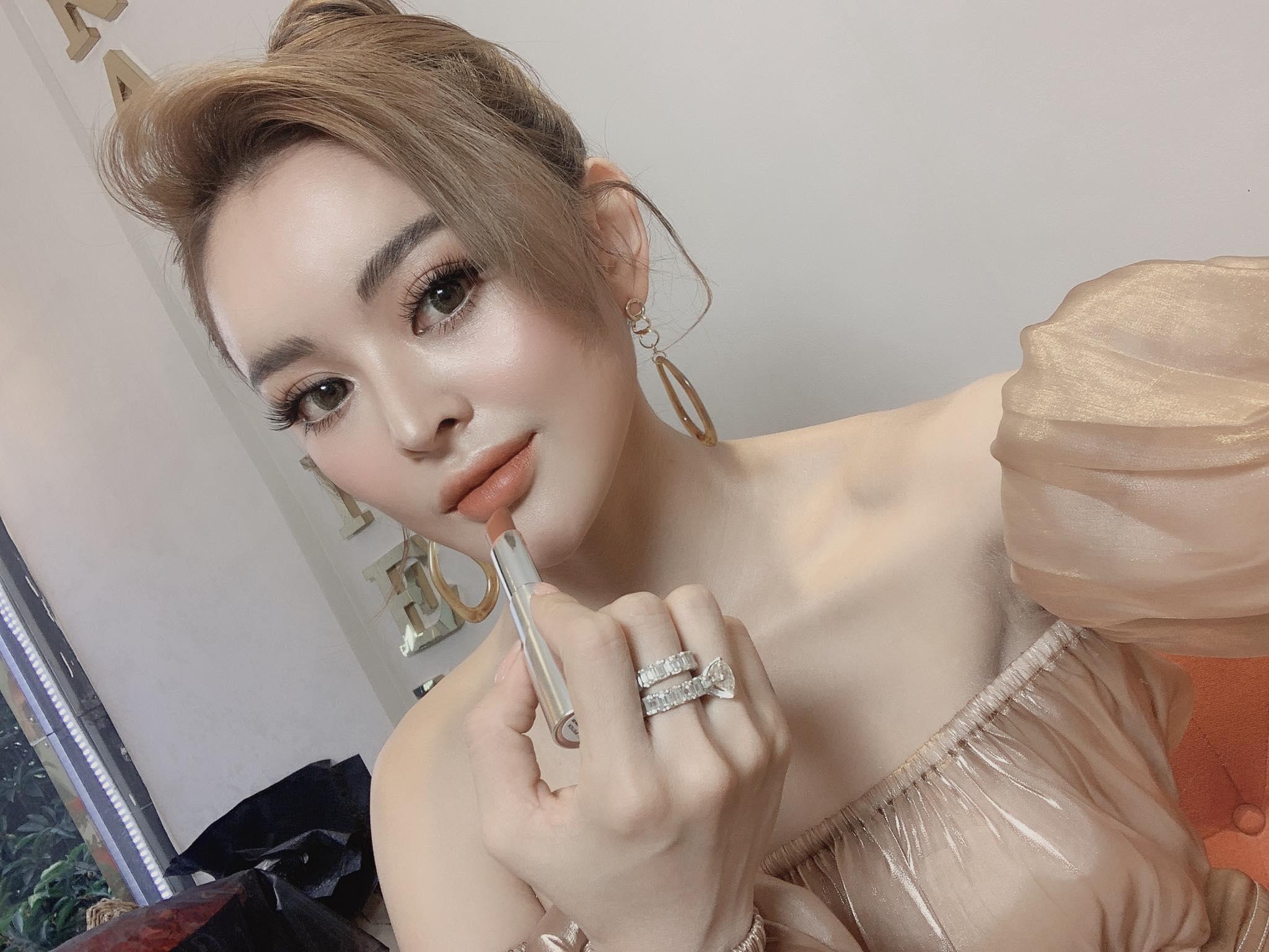 Trang Nemo: Từ hot girl kinh doanh đến những ồn ào được quan tâm 6 Những sai lầm và bài học