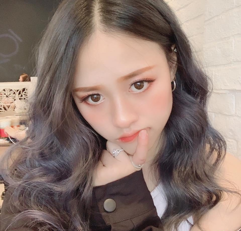 Mmlive: Tiktoker Trà Đặng - Hot girl biến hình "ngầu lòi" 3 nét đẹp xinh xắn