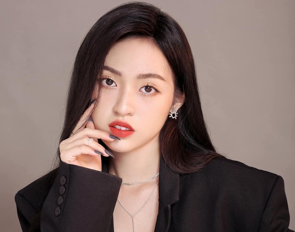 Hot tiktoker Trần Thanh Tâm có đẹp như lời đồn? Đón xem nhé! 2 hot tiktoker Trần Thanh Tâm