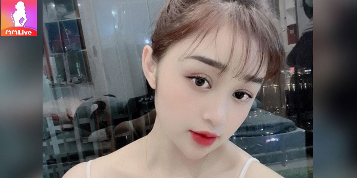 Hot girl Đa Tốn