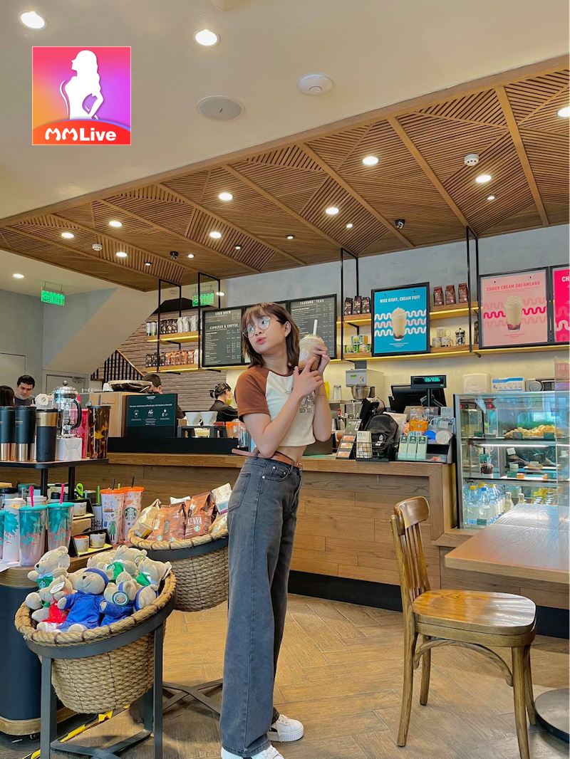 Điểm mặt dàn gái xinh WeLax - Cuộc sống phía sau những clip hài triệu view 14 Tiêu Thố
