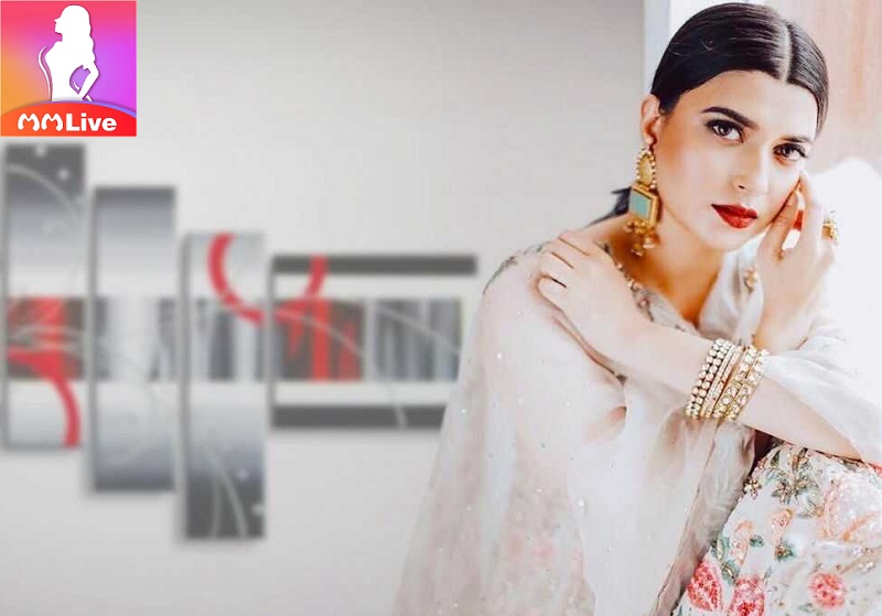 Ngắm 5 diễn viên Punjabi nóng bỏng được ái mộ nhất MMLive 4 Nimrat Khaira
