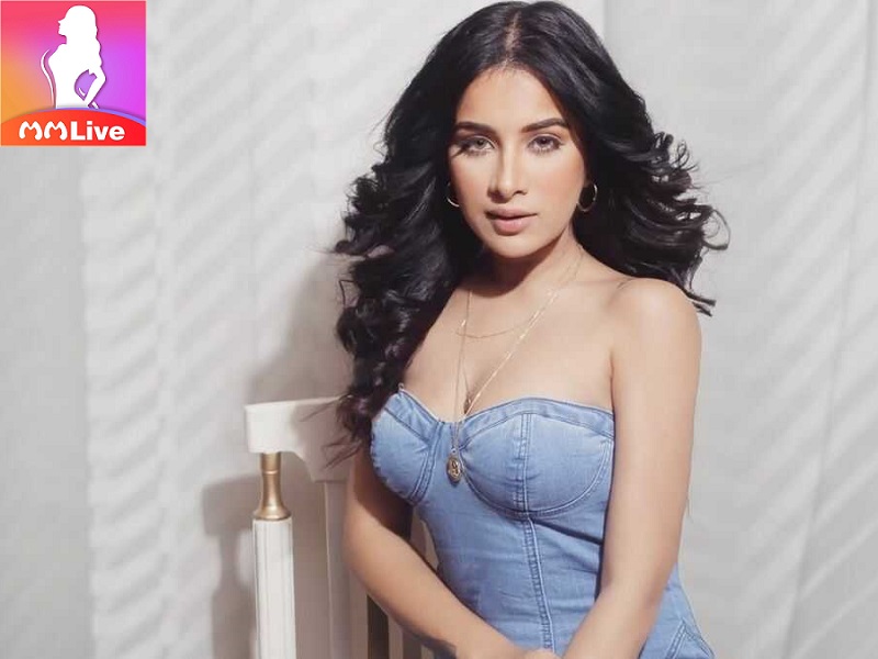 Ngắm 5 diễn viên Punjabi nóng bỏng được ái mộ nhất MMLive 2 Sara Gurpal