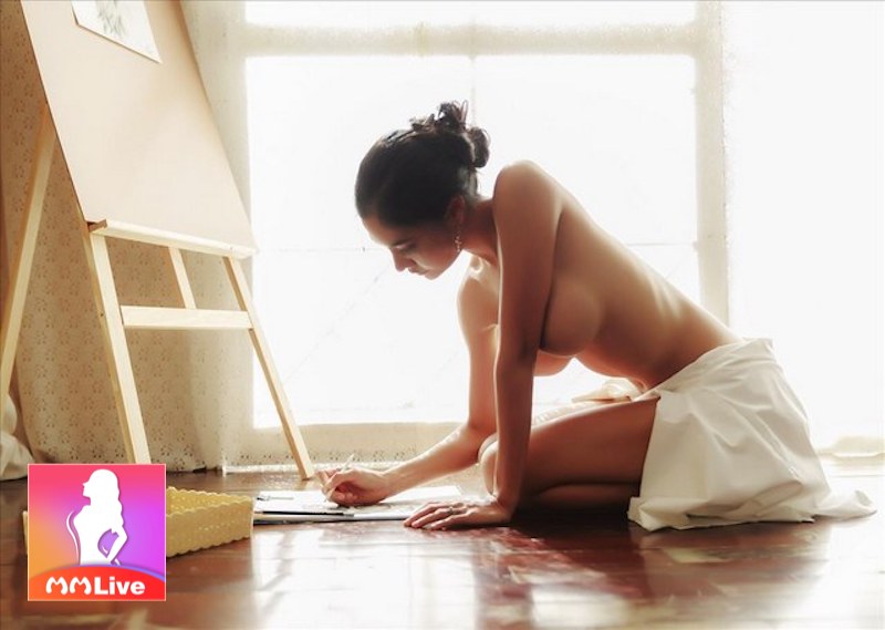 Promporn Kanarat tung ảnh nude nghệ thuật khiến người xem lác mắt 2 Người mẫu Promporn Kanarat