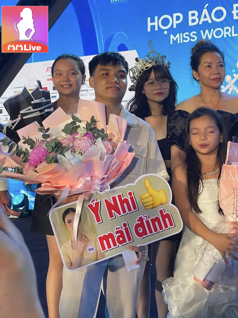 Hoa hậu Ý Nhi công khai bạn trai - Cư dân mạng: “Sớm muộn gì cũng bỏ nhau” 2 Hoa hậu Ý Nhi