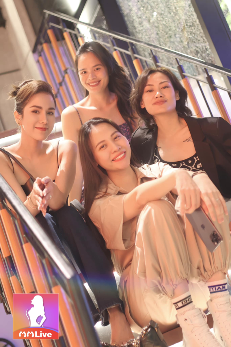 Diệp Lâm Anh hậu ly hôn chồng thiếu gia cuộc sống như thế nào? 4 Hội chị em quyền lực