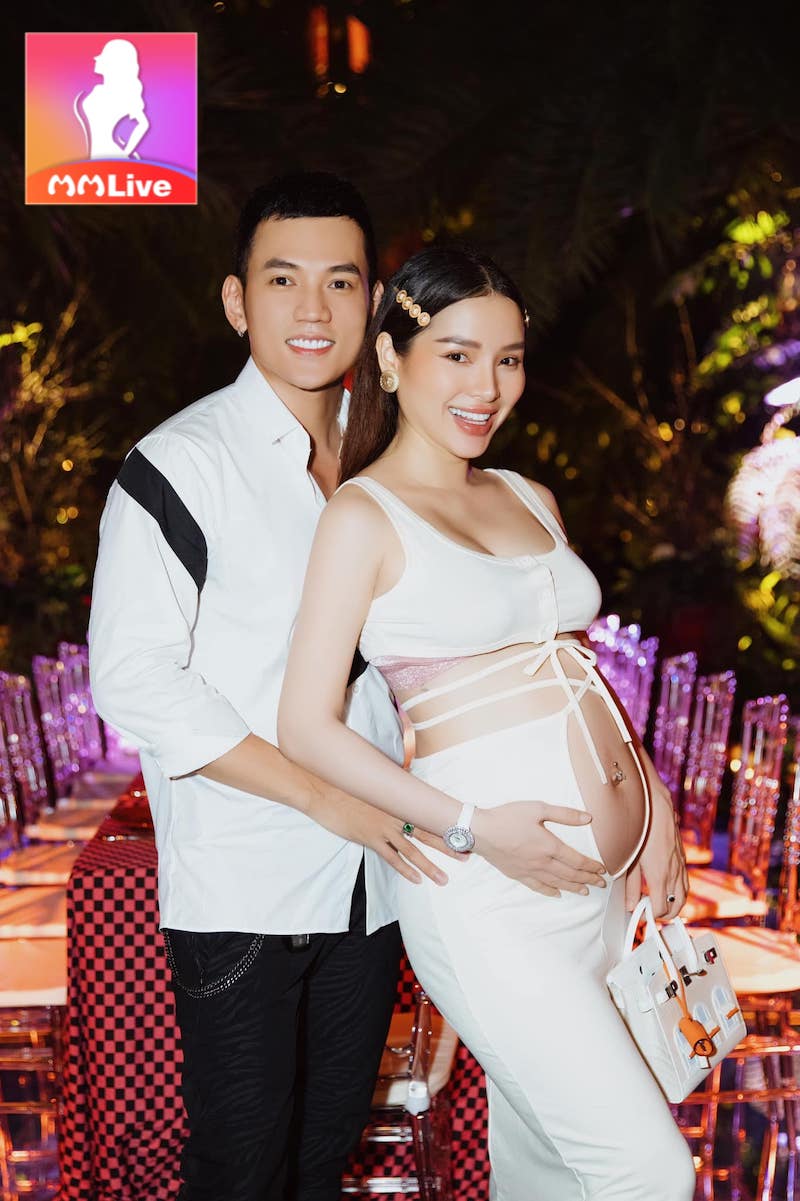 Phương Trinh Jolie khoe ảnh sau sinh - Cư dân mạng: “Ủa là đẻ chưa” 4 Lý Bình