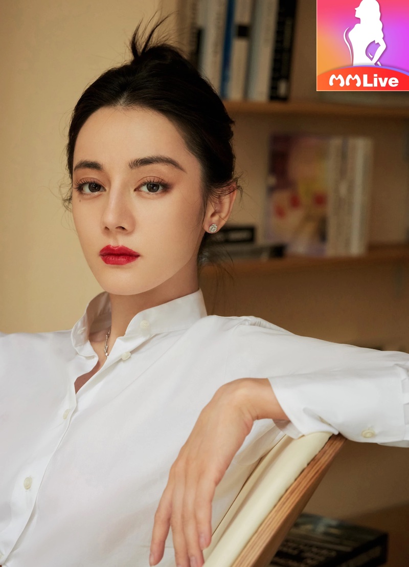 5 mỹ nhân Tân Cương đẹp rụng nụ - Mê hoặc mọi ánh nhìn 4 Địch Lệ Nhiệt Ba