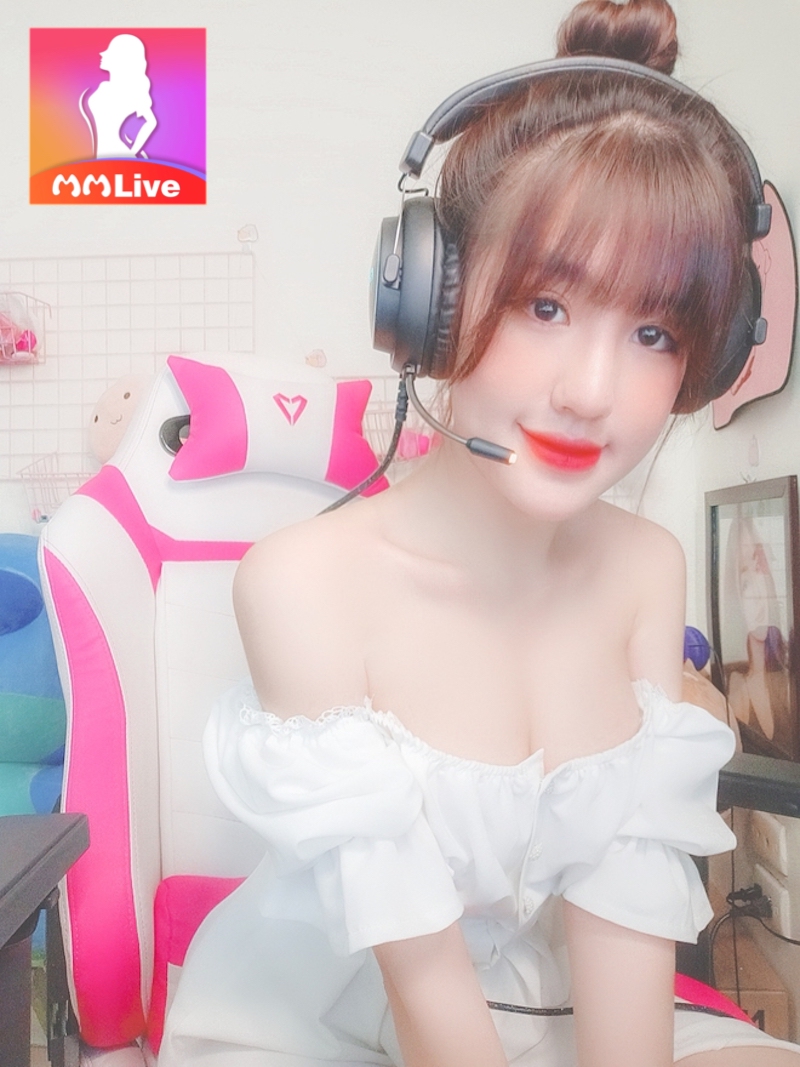 TOP streamer gái xinh MMlive khiến bạn đổ đứ đừ trong 1s 3 Lily