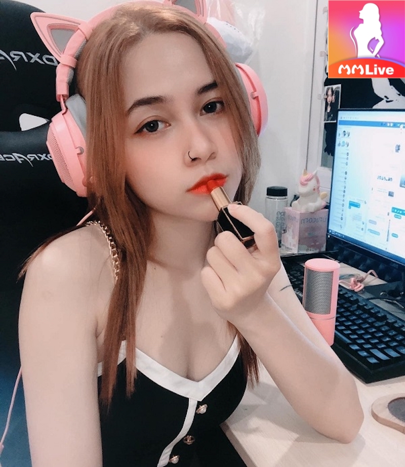 TOP streamer gái xinh MMlive khiến bạn đổ đứ đừ trong 1s 4 Yuki